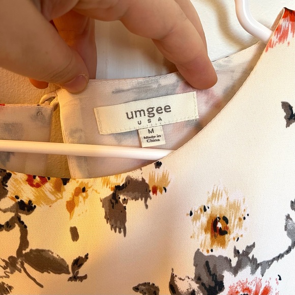 UMGEE USA Women’s Floral Summer Mini Dress Like New - Picture 3 of 9